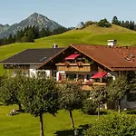 Allgaeu-moni Apartment Fussen