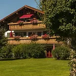 Allgaeu-moni Apartment