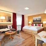 Allgaeu-moni Apartment